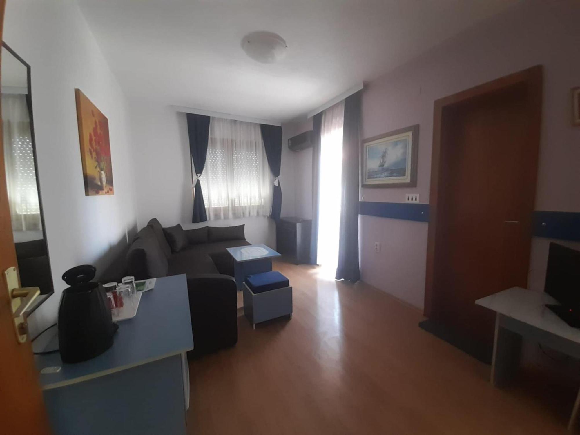 Blue Apartments & Suites Ohrid Ngoại thất bức ảnh